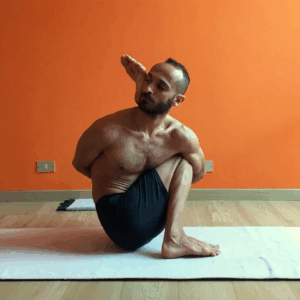 AshtangaYogaRiccioneistruttori001